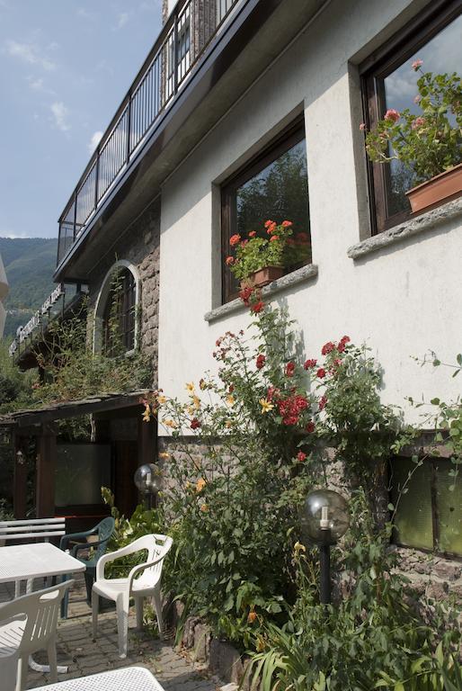 Hotel Ristorante Sassi Rossi 타세노 외부 사진