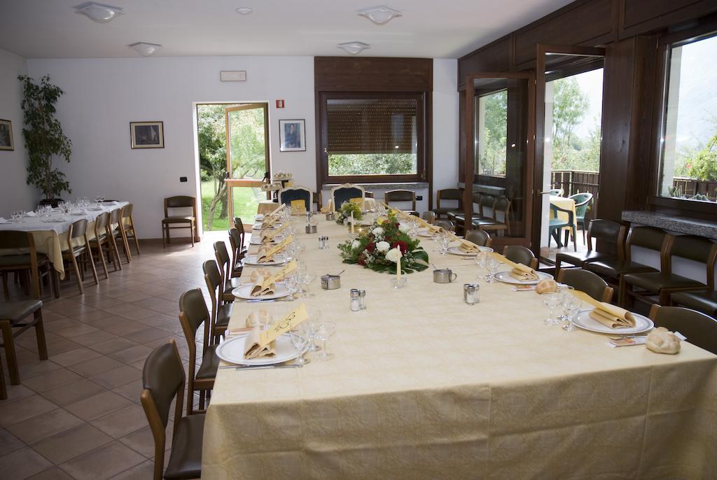 Hotel Ristorante Sassi Rossi 타세노 외부 사진
