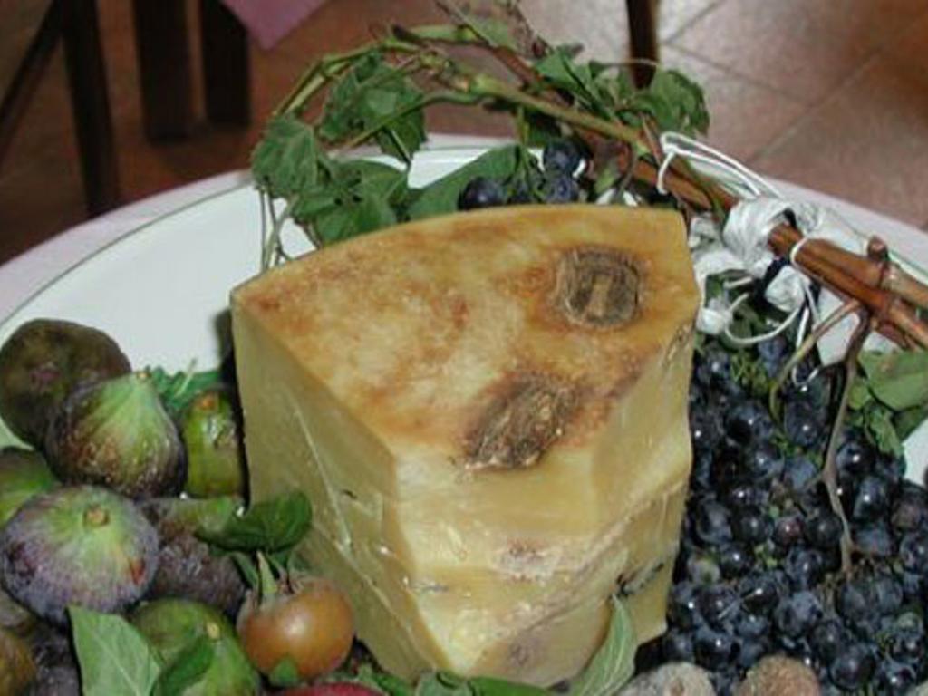 Hotel Ristorante Sassi Rossi 타세노 외부 사진
